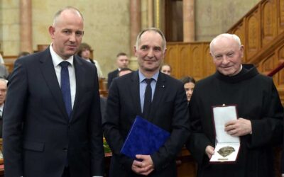Kozma Imre és posztumusz Pásztor István kapta az idei Esterházy-díjat